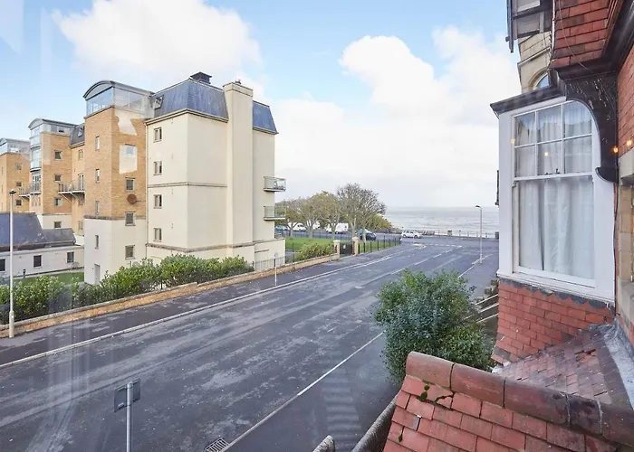 Apartman Host & - The Lookout