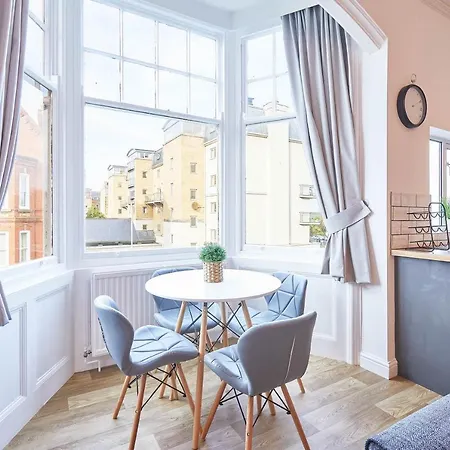 Host & - The Lookout