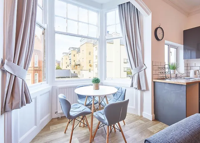 Host & - The Lookout